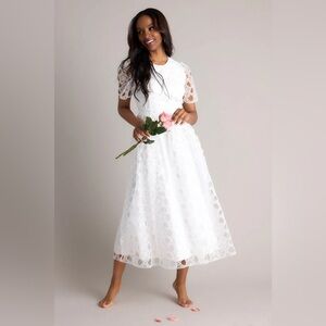 White lace Midi Dress